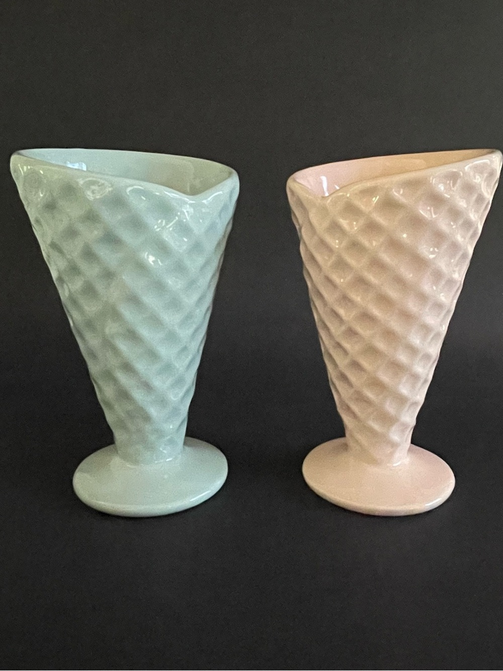 Set of 4 Handcrafted Portuguese Ceramic Ice Cream Waffle Cones - Picture 7 of 14